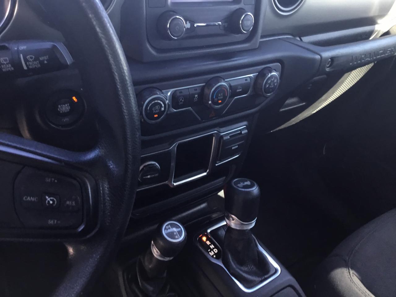 Jeep Wrangler Sport 4x4 2021