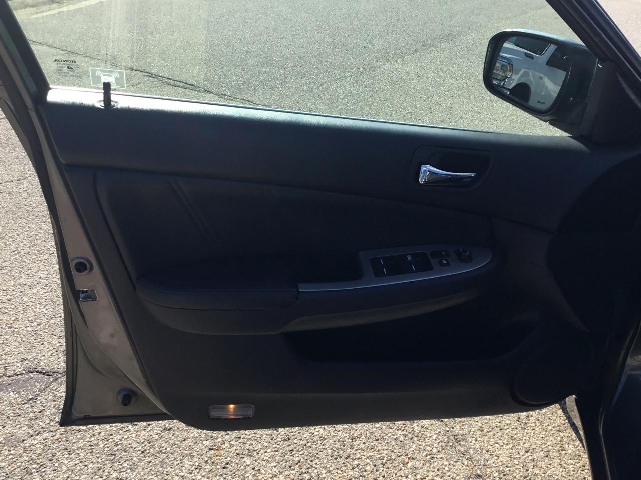 Honda Accord Sdn EX-L AT 2006