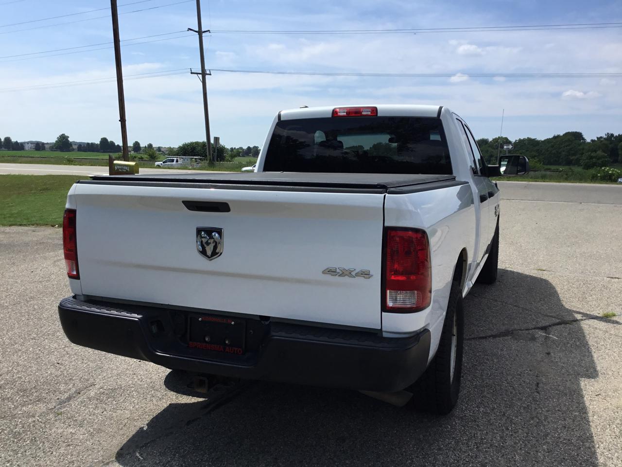 RAM 1500 Classic Tradesman 4x4 Quad Cab 6'4" Box 2020
