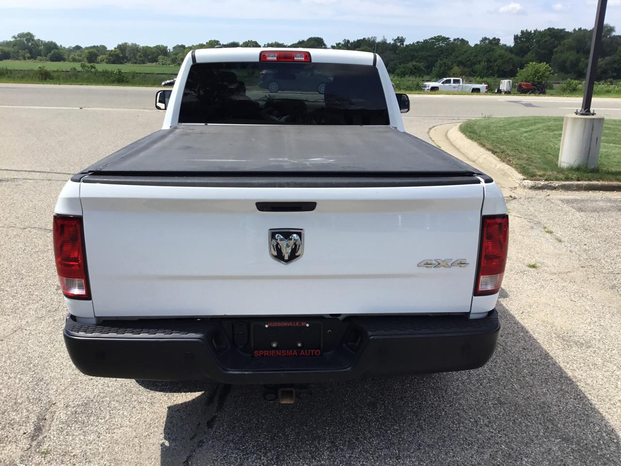 RAM 1500 Classic Tradesman 4x4 Quad Cab 6'4" Box 2020