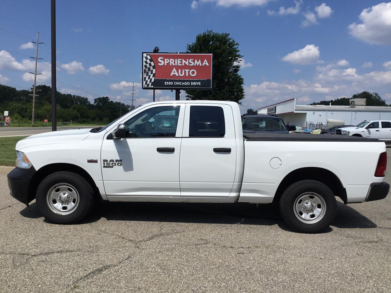 RAM 1500 Classic Tradesman 4x4 Quad Cab 6'4" Box 2020