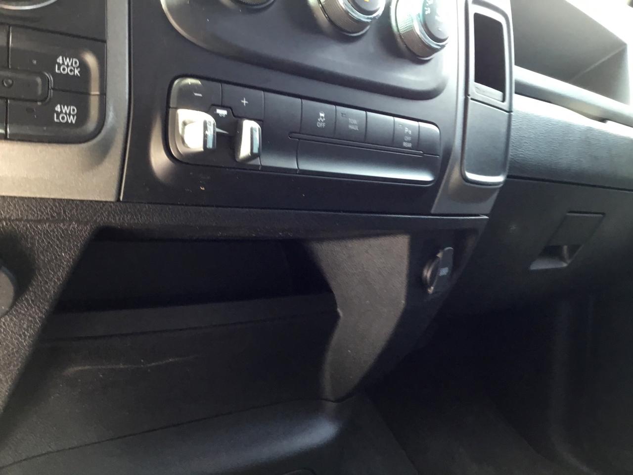RAM 1500 Classic Tradesman 4x4 Quad Cab 6'4" Box 2020