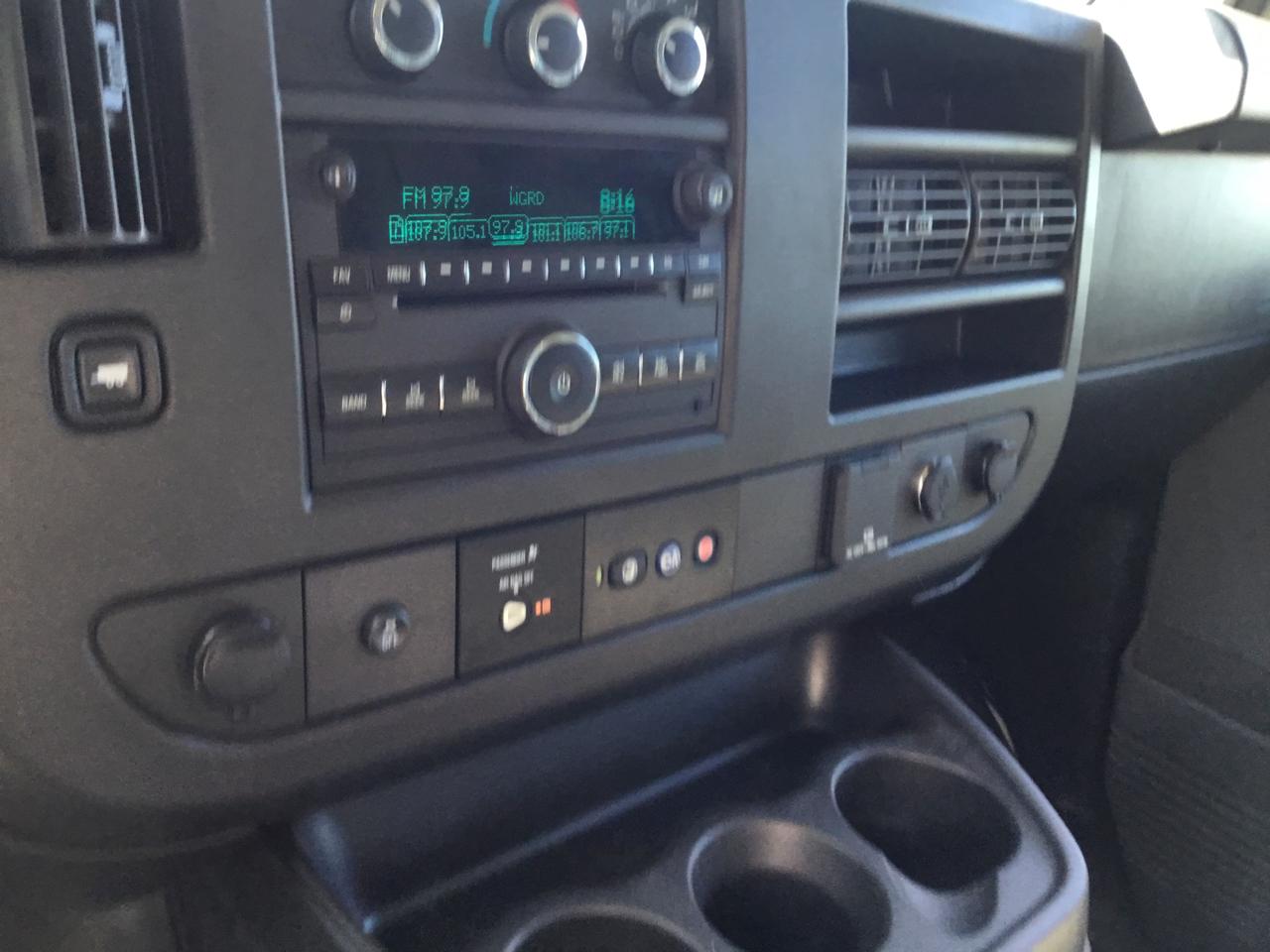 Chevrolet Express Cargo Van RWD 2500 135" 2020