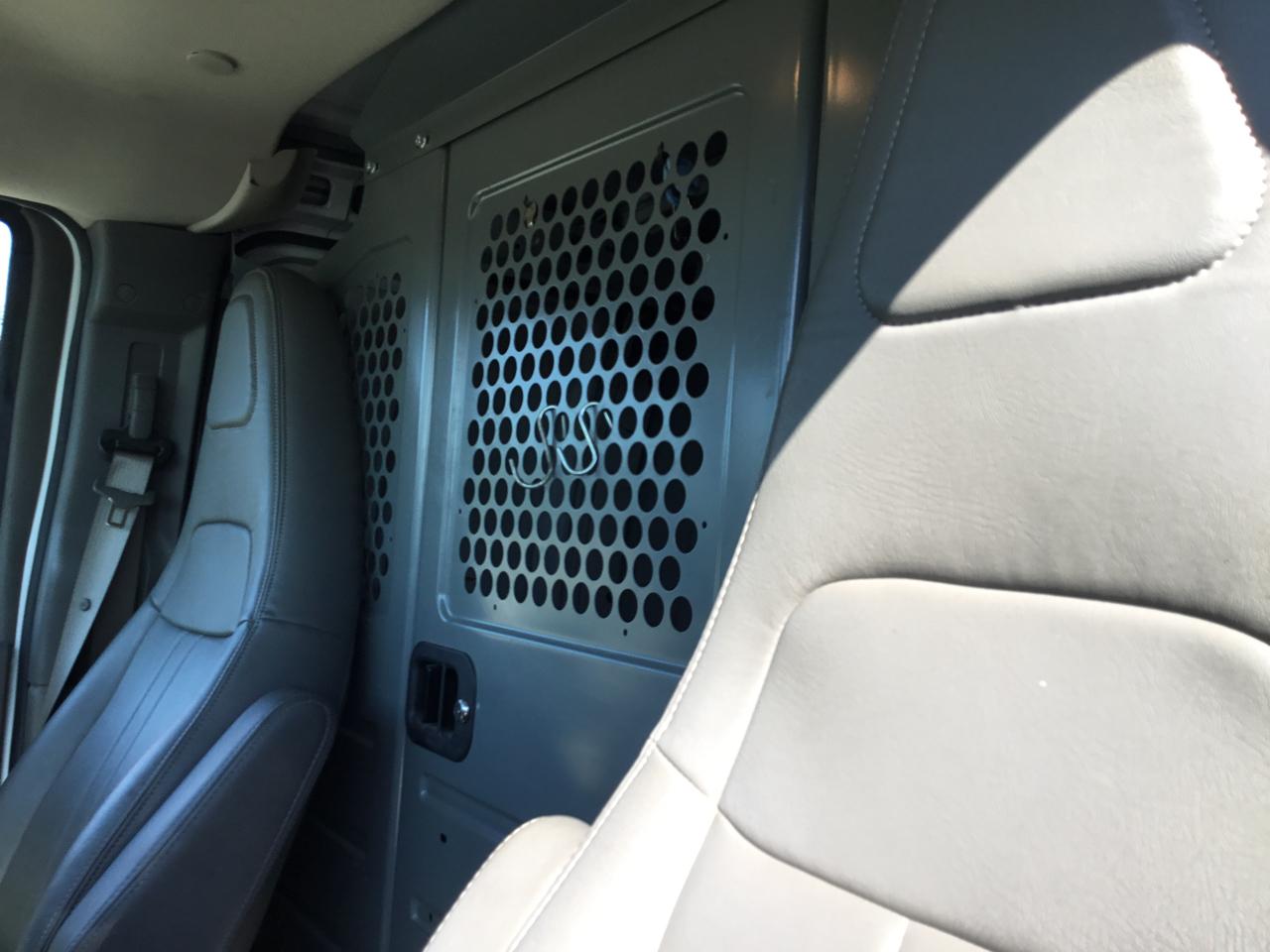 Chevrolet Express Cargo Van RWD 2500 135" 2020