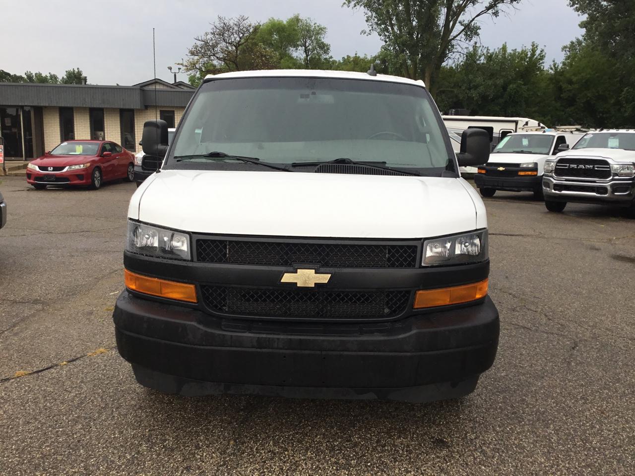 Chevrolet Express Cargo Van RWD 2500 135" 2019