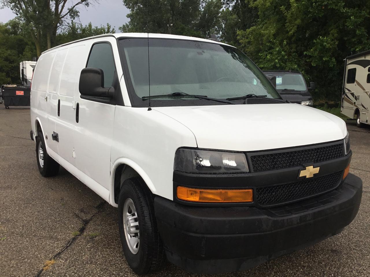 Chevrolet Express Cargo Van RWD 2500 135" 2019
