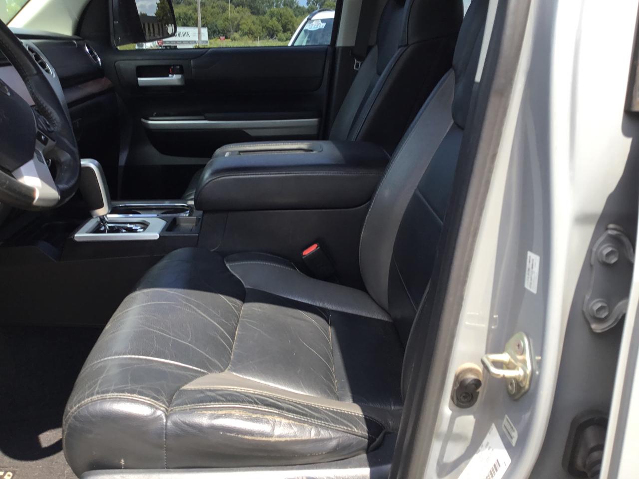 Toyota Tundra 4WD 1794 Edition CrewMax 5.5' Bed 5.7L (Natl) 2019