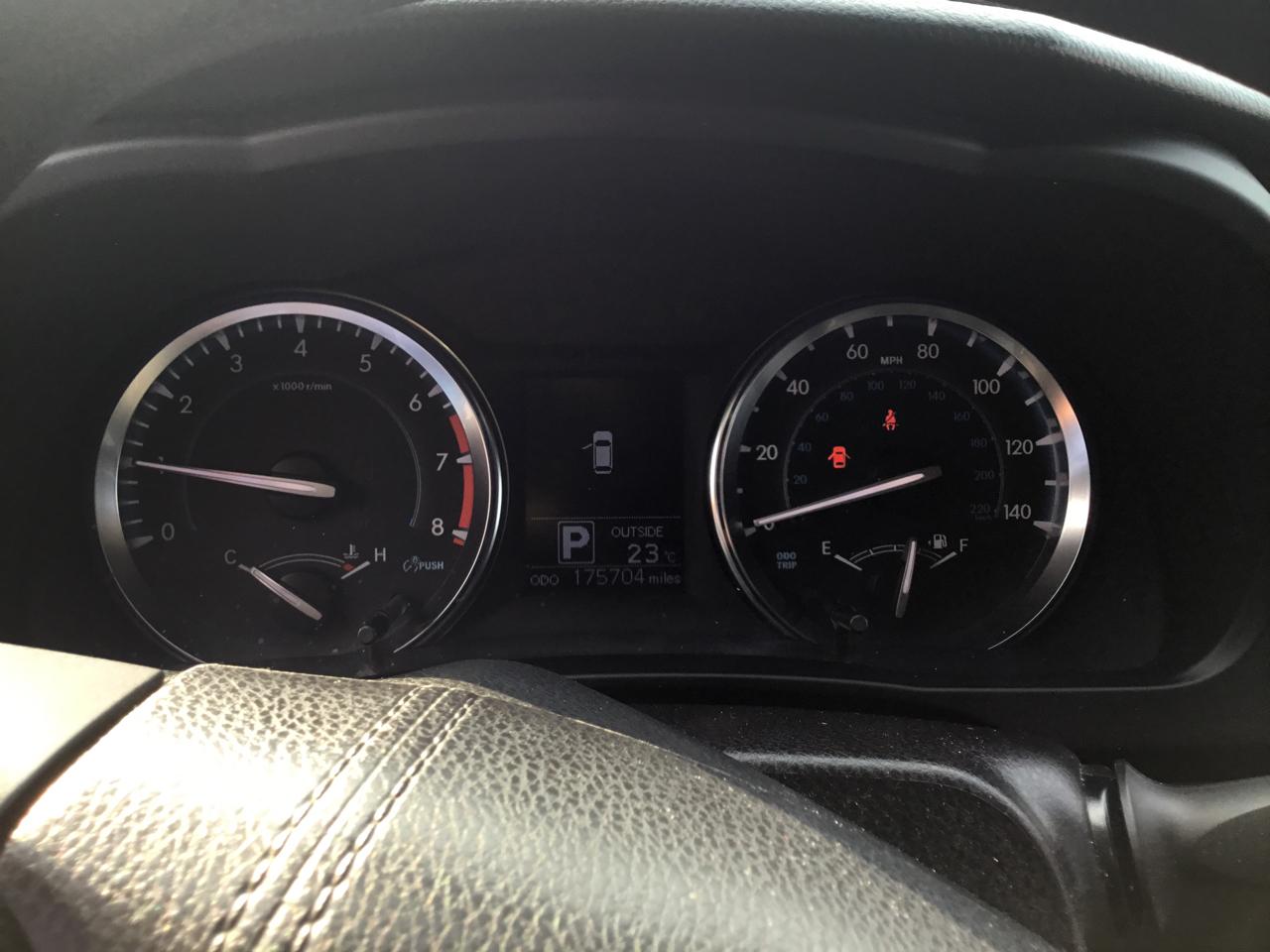 Toyota Highlander AWD 4dr V6 LE (Natl) 2015