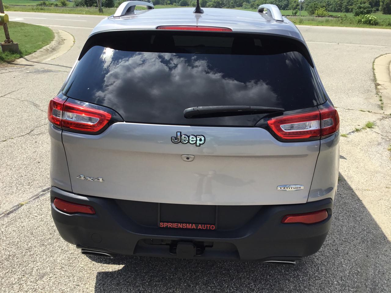 Jeep Cherokee Latitude 4x4 2017