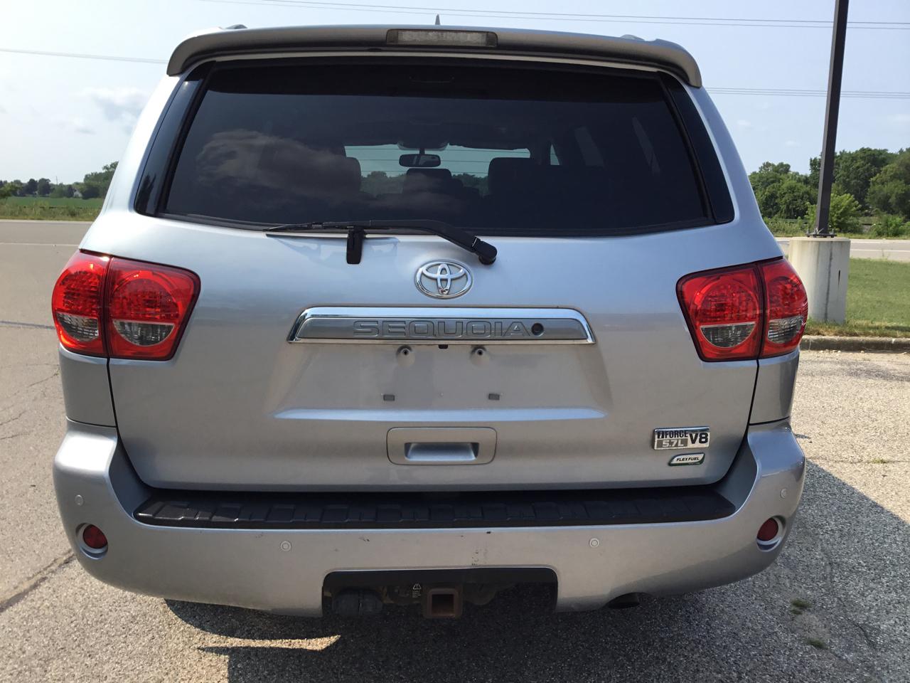 Toyota Sequoia 4WD 5.7L FFV Limited (Natl) 2016