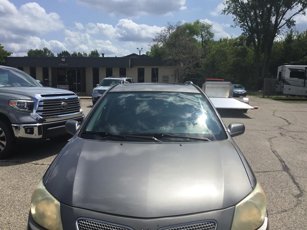 Pontiac Vibe 4dr HB FWD 2006
