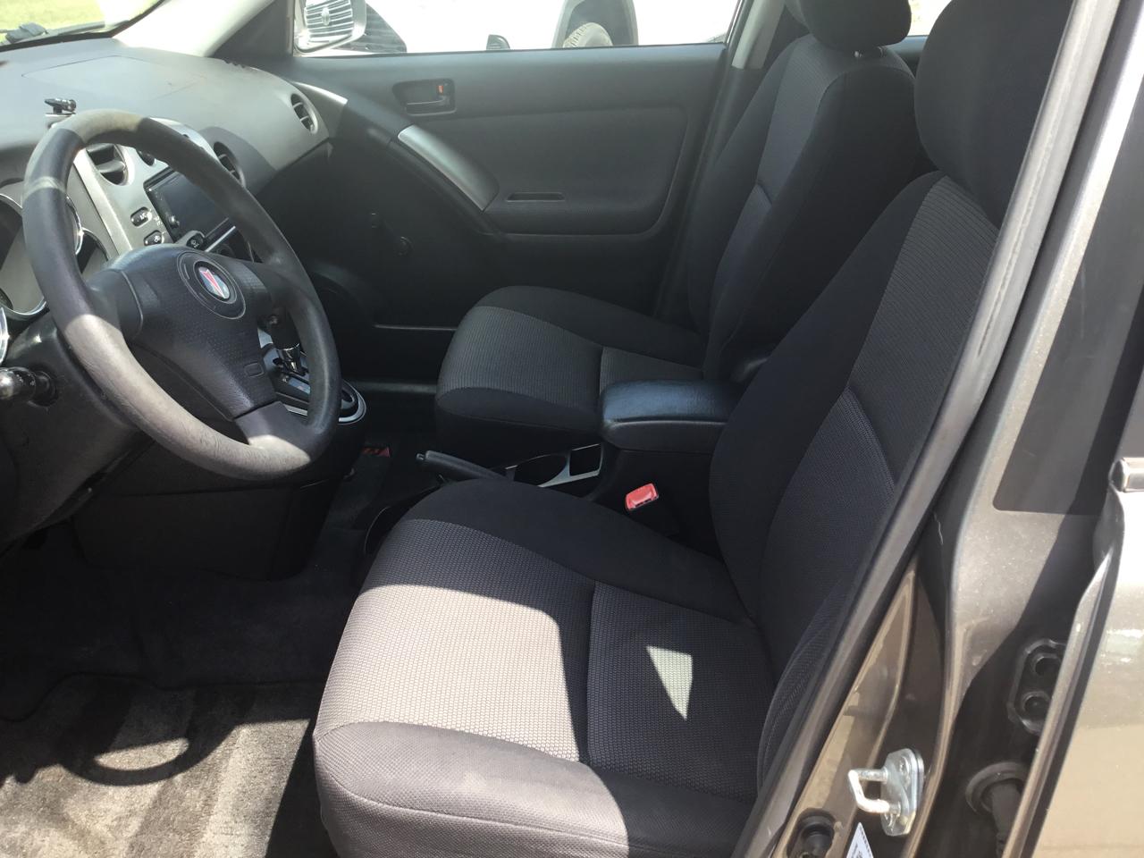 Pontiac Vibe 4dr HB FWD 2006
