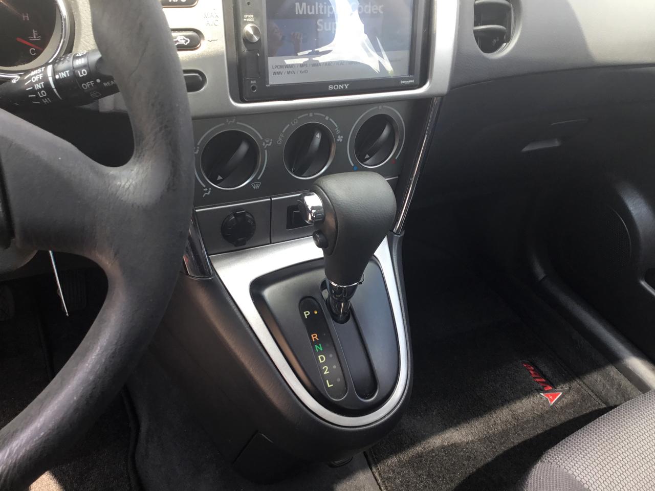 Pontiac Vibe 4dr HB FWD 2006
