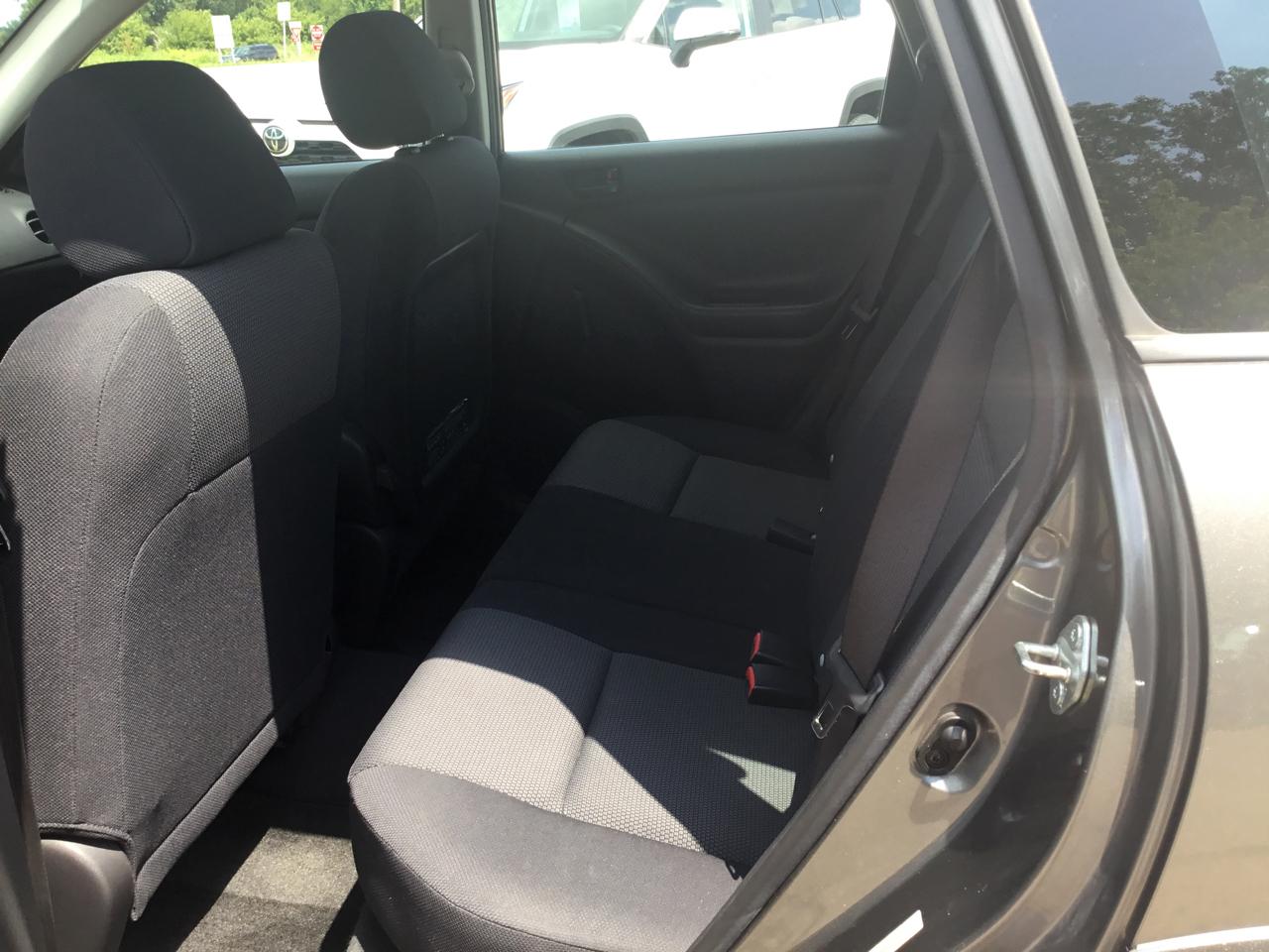 Pontiac Vibe 4dr HB FWD 2006