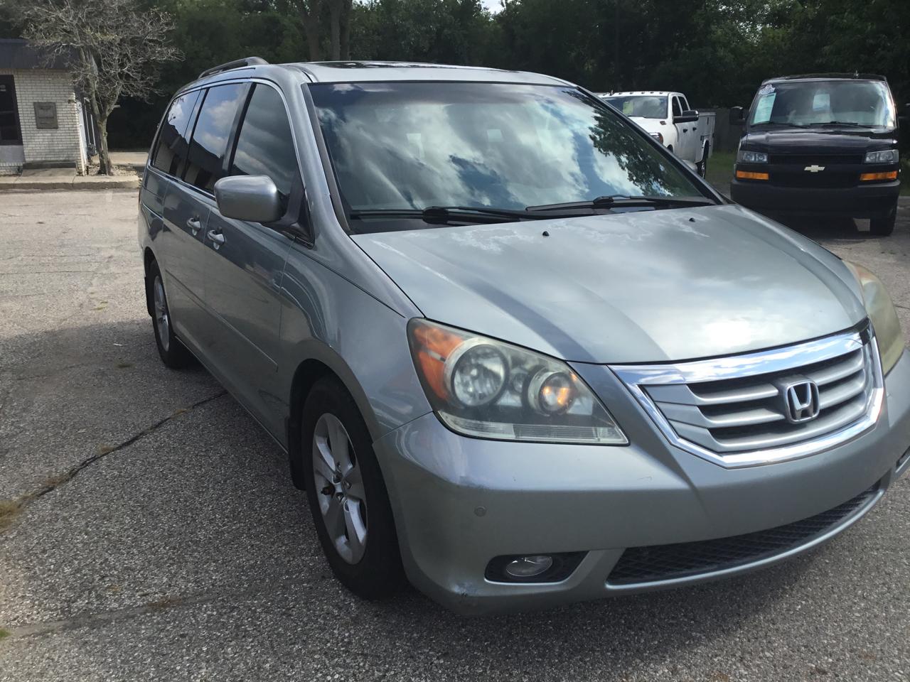 Honda Odyssey 5dr Touring w/RES & Navi 2010