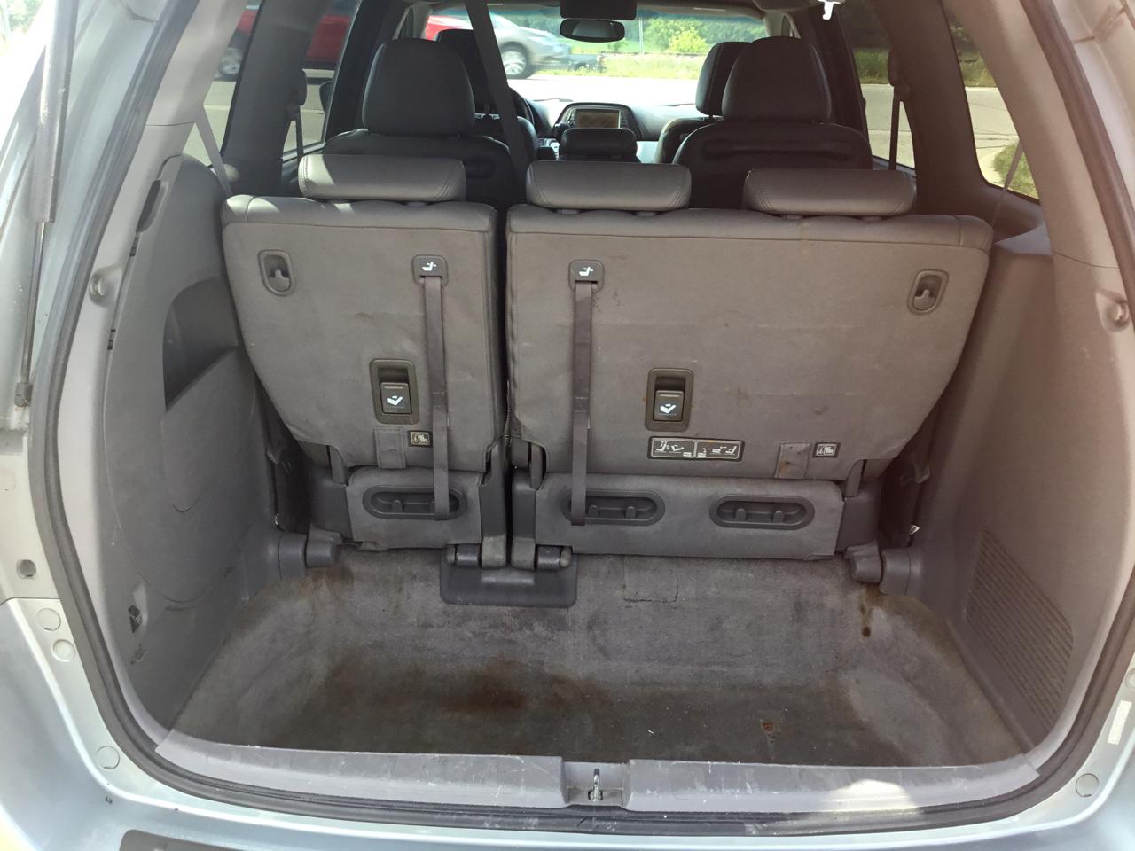 Honda Odyssey 5dr Touring w/RES & Navi 2010