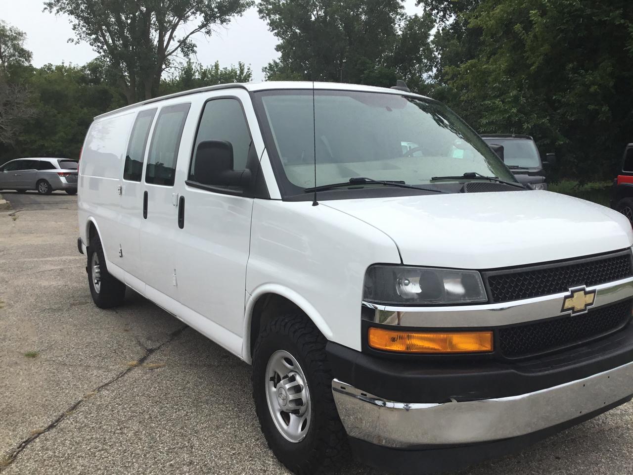 Chevrolet Express Cargo Van RWD 2500 155" 2019