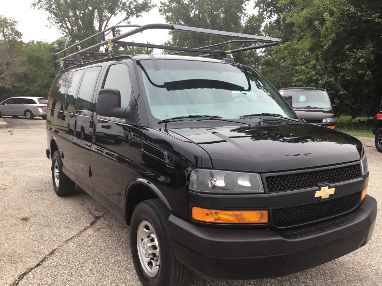 Chevrolet Express Cargo Van RWD 2500 135" 2023