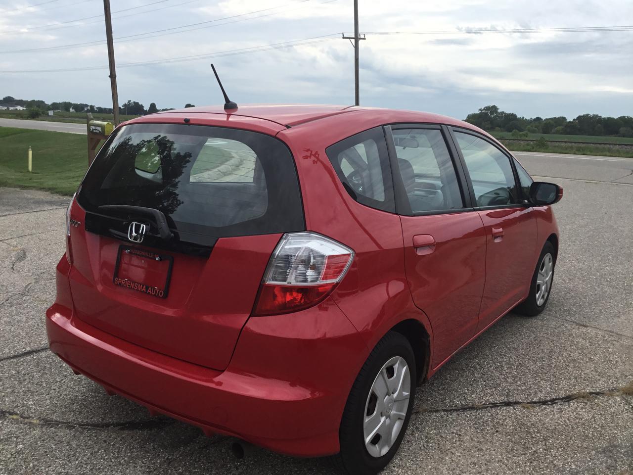Honda Fit 5dr HB Auto 2012