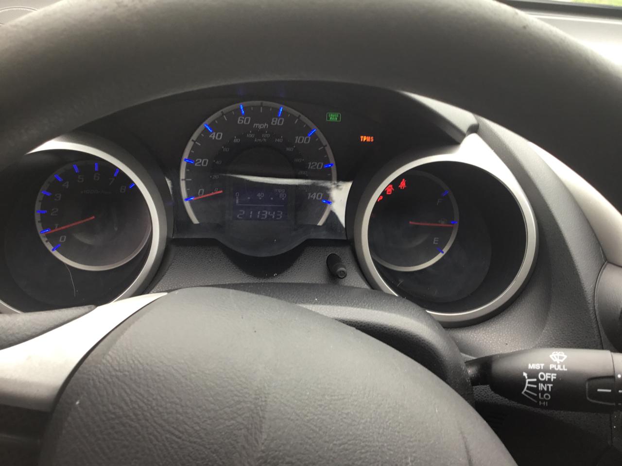 Honda Fit 5dr HB Auto 2012