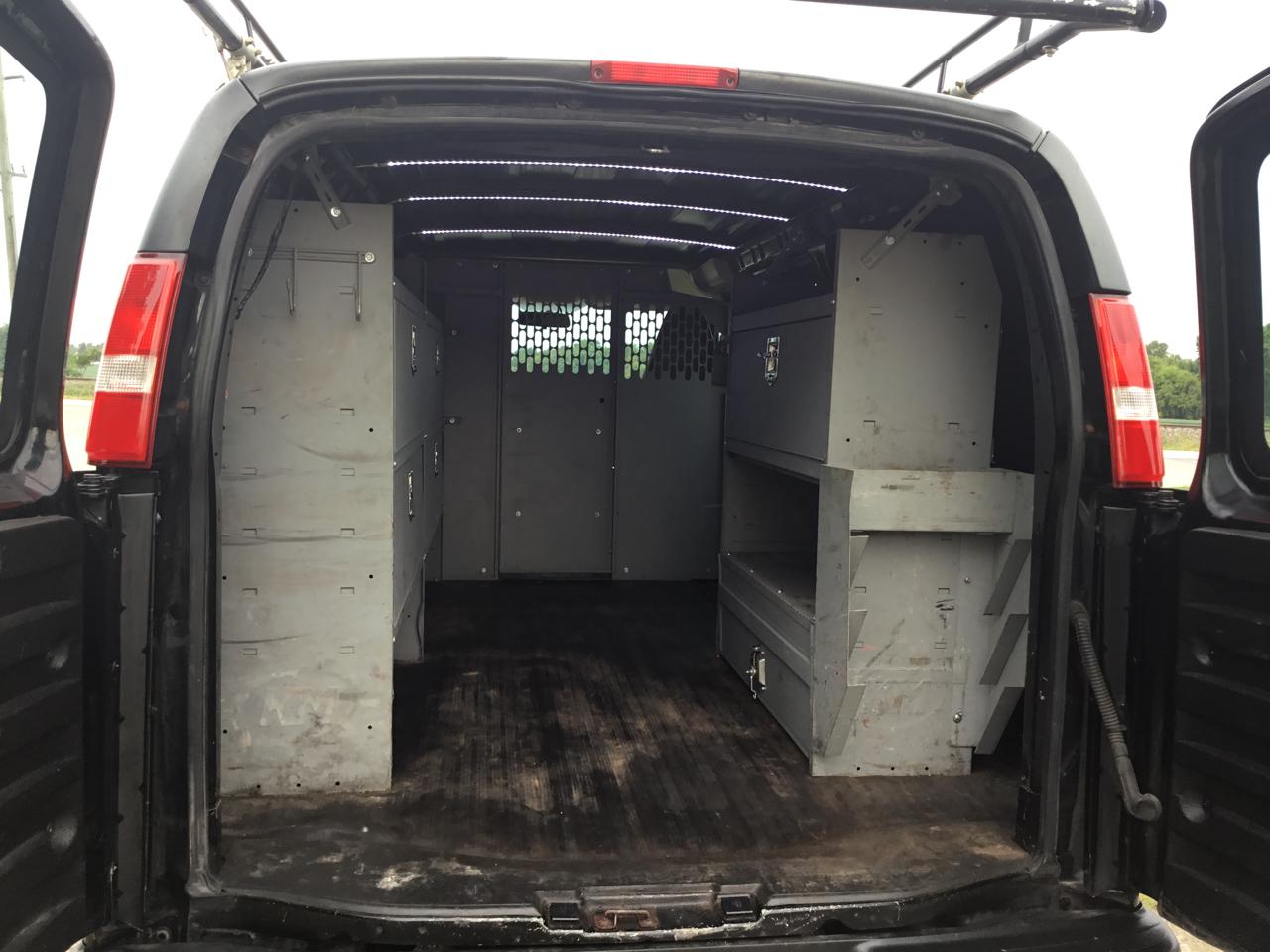 Chevrolet Express Cargo Van RWD 2500 135" 2020