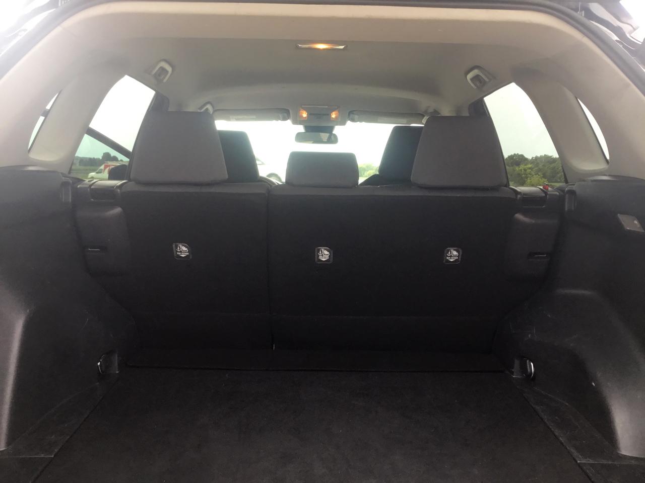 Toyota RAV4 XLE AWD (Natl) 2021