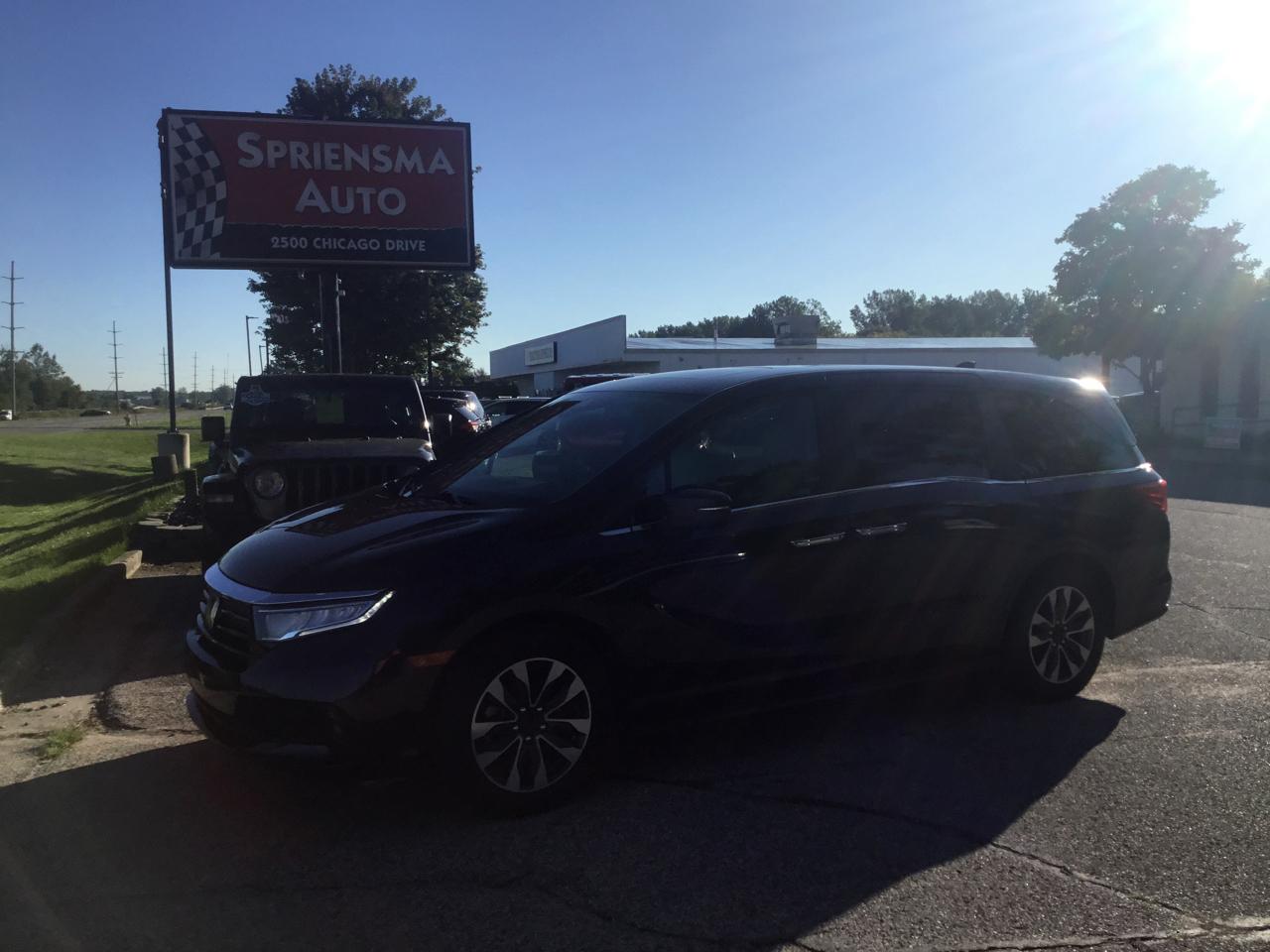 2023 Honda Odyssey EX-L - Photo 12