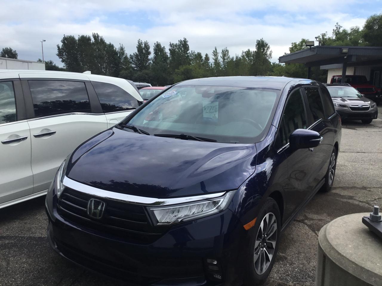 2023 Honda Odyssey EX-L - Photo 24