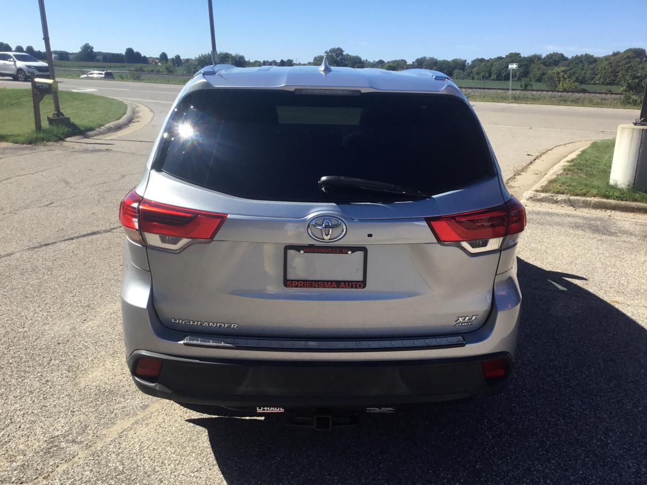 Toyota Highlander XLE V6 AWD (Natl) 2019