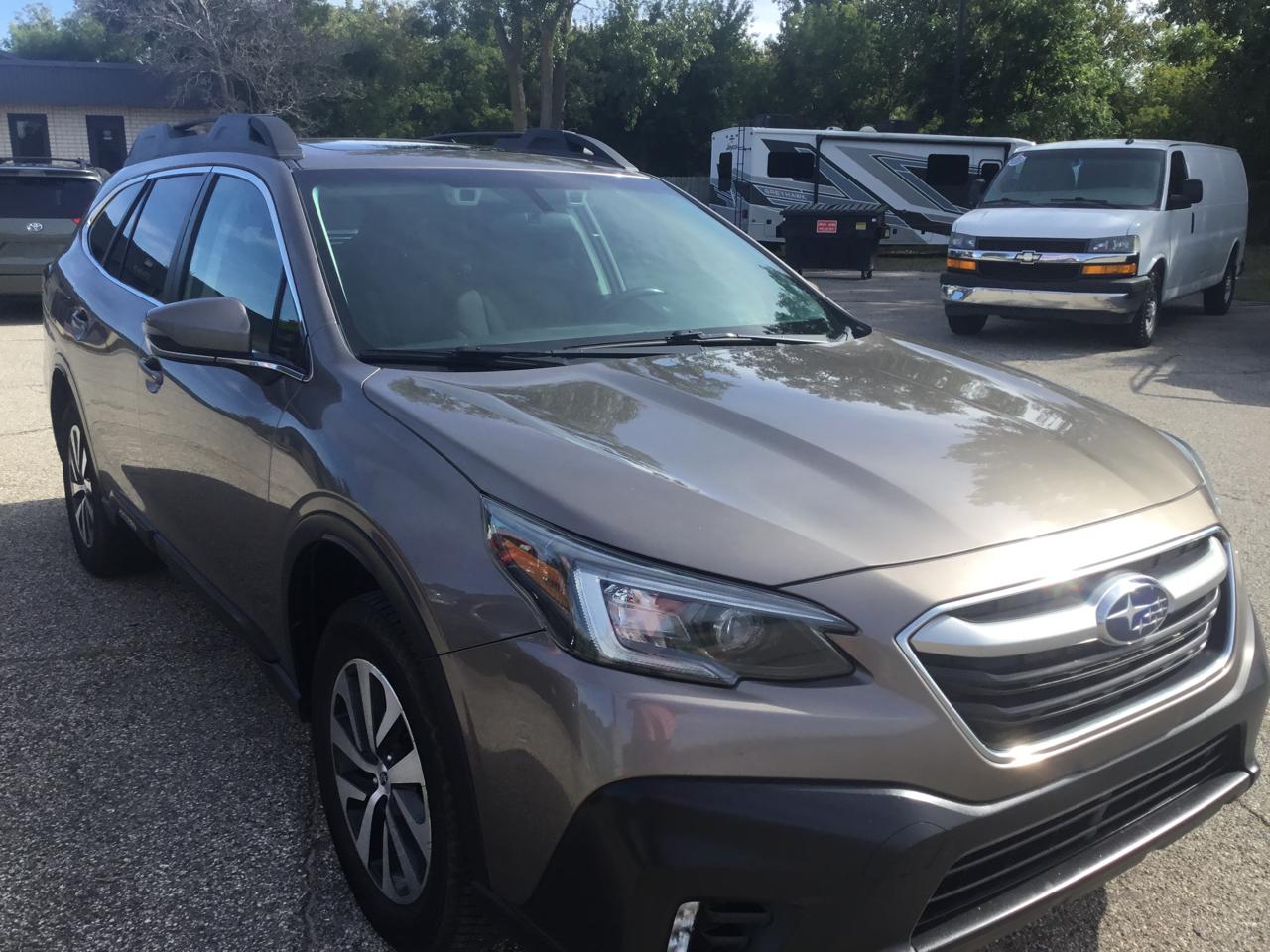 Subaru Outback Premium CVT 2022