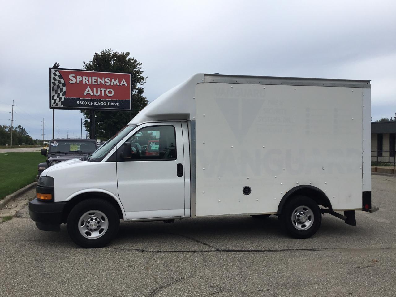 Chevrolet Express Commercial Cutaway 3500 Van 139" 2020
