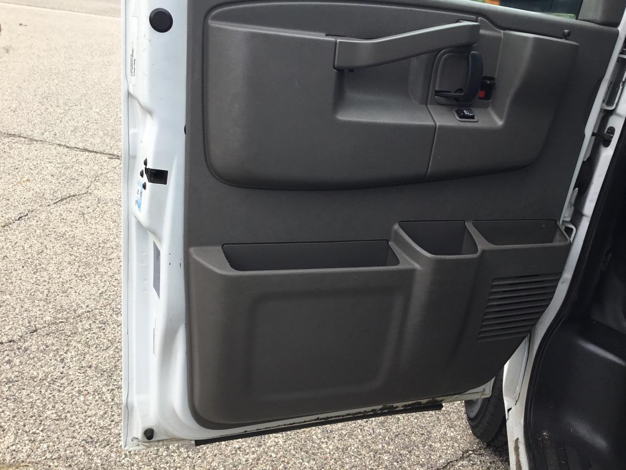 Chevrolet Express Commercial Cutaway 3500 Van 139" 2020