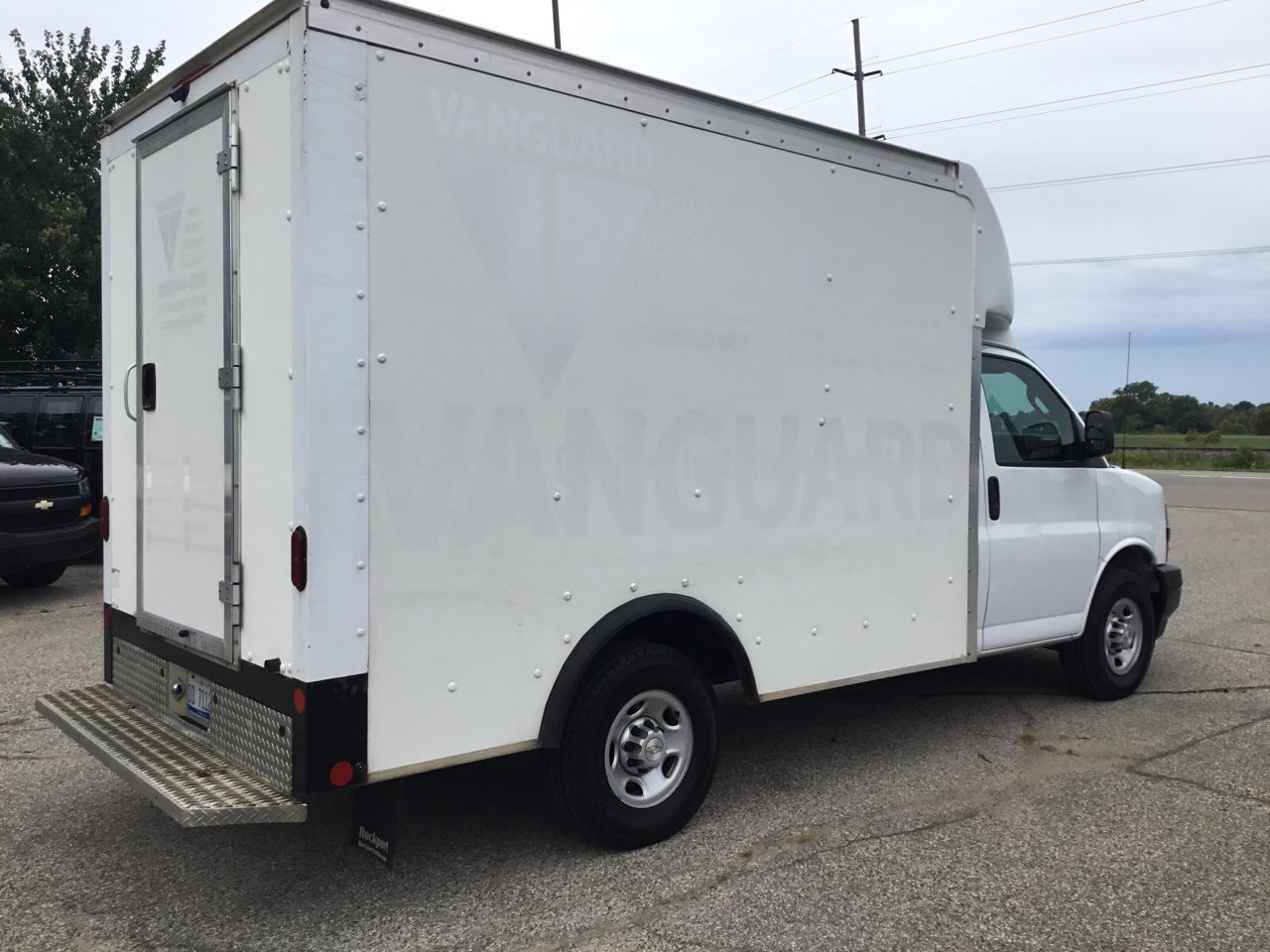 Chevrolet Express Commercial Cutaway 3500 Van 139" 2020