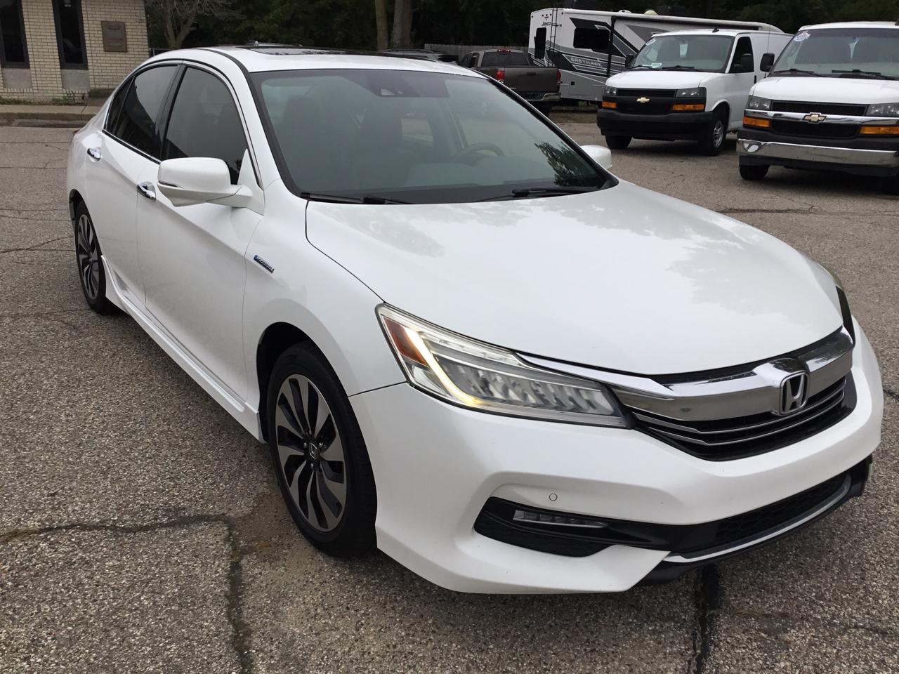 Honda Accord Hybrid Touring Sedan 2017