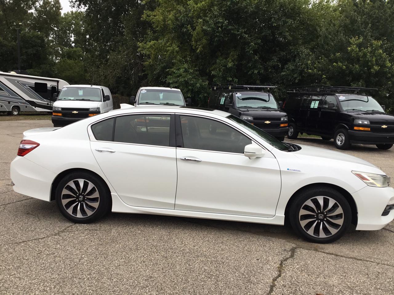 Honda Accord Hybrid Touring Sedan 2017