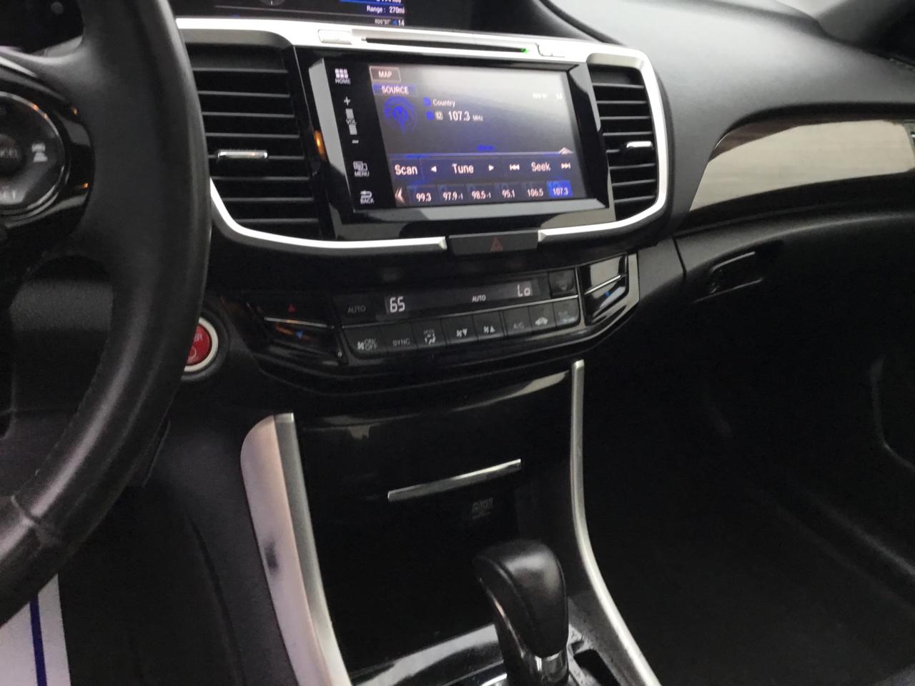 Honda Accord Hybrid Touring Sedan 2017