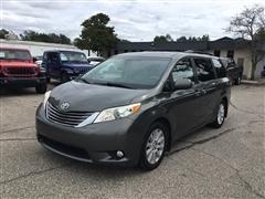 2013 Toyota Sienna 