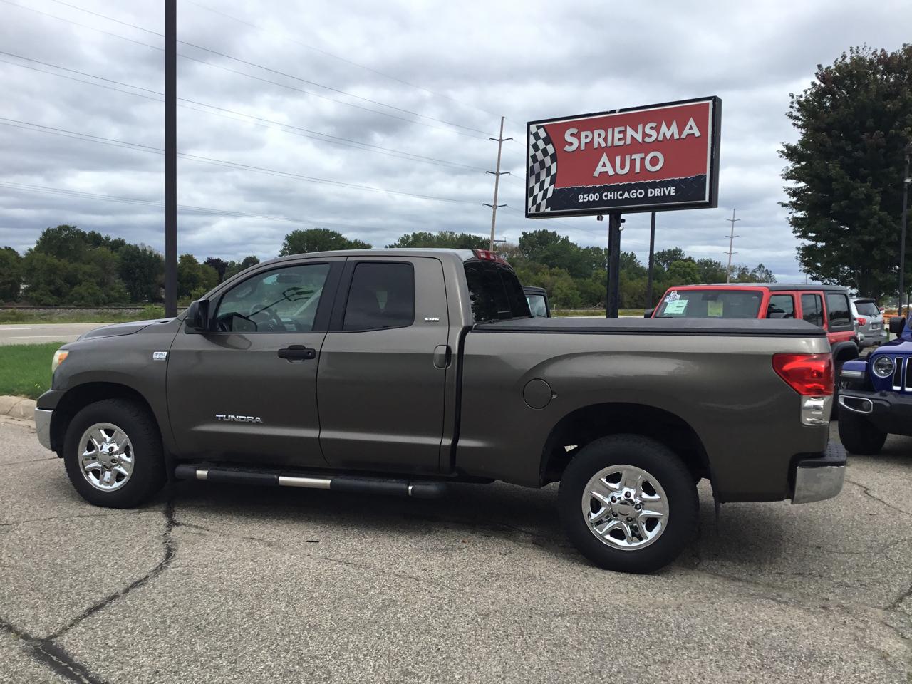 Toyota Tundra 2WD Double 145.7" 4.7L V8 SR5 (Natl 2007