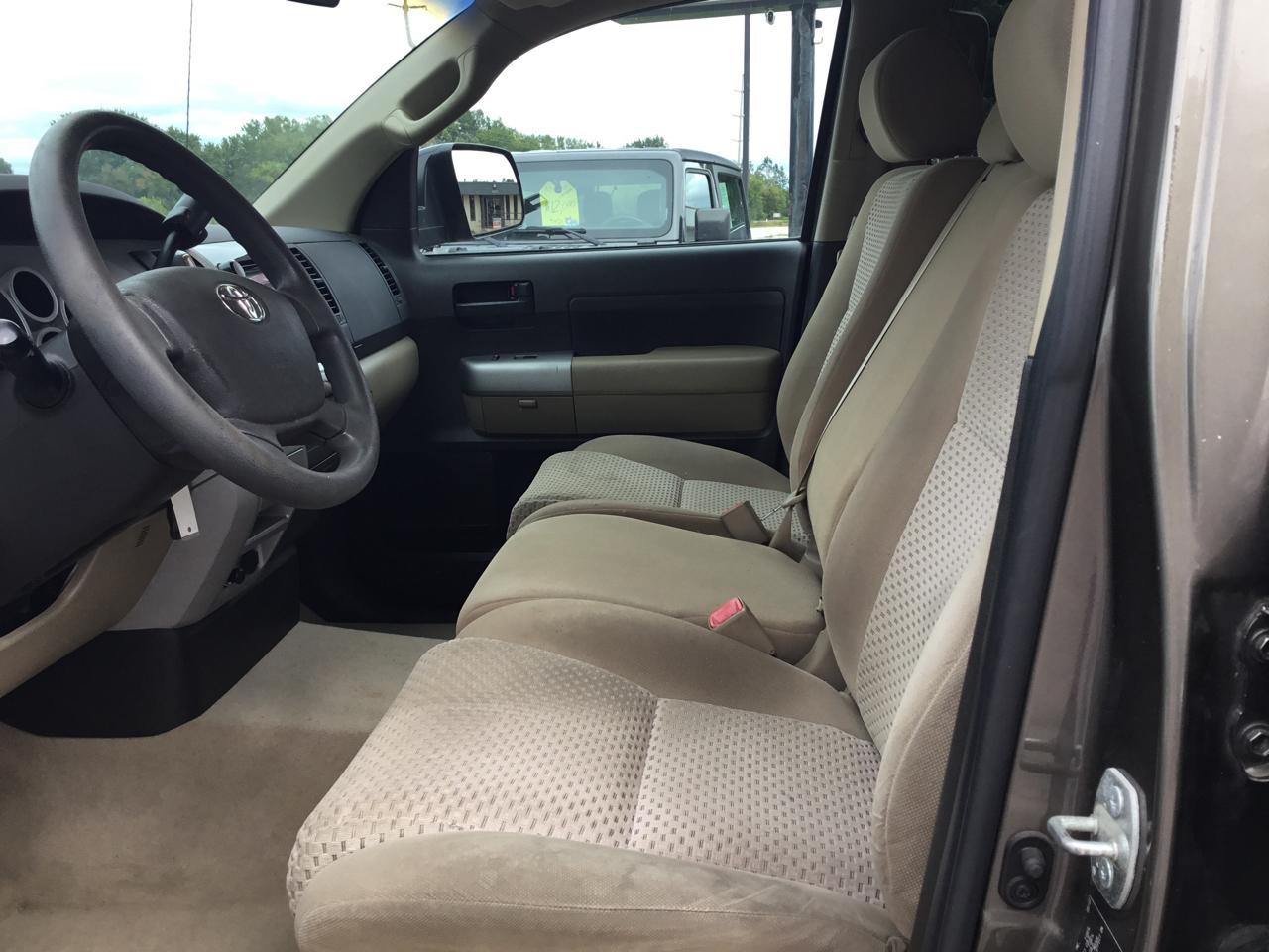 Toyota Tundra 2WD Double 145.7" 4.7L V8 SR5 (Natl 2007