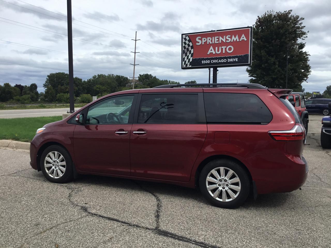 Toyota Sienna 5dr 7-Pass Van XLE Premium AWD (Natl) 2015