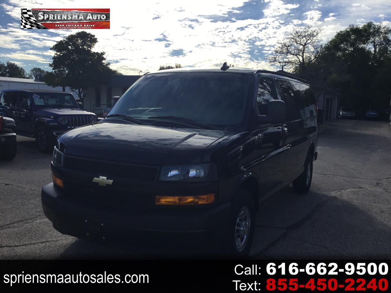 Chevrolet Express Cargo Van RWD 2500 135" 2022