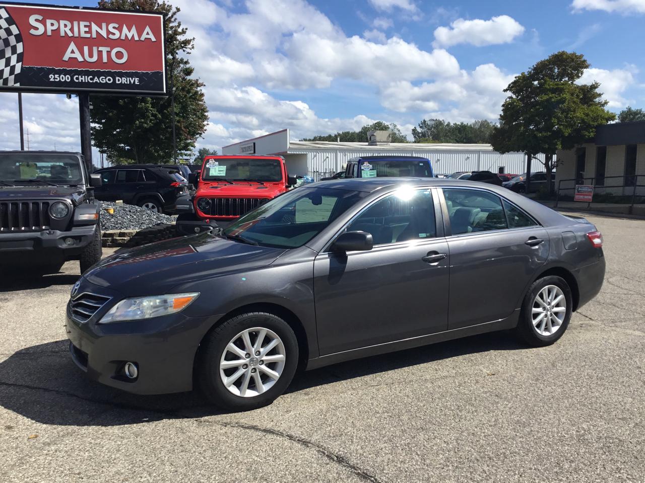 Toyota Camry 4dr Sdn XLE Auto 2011