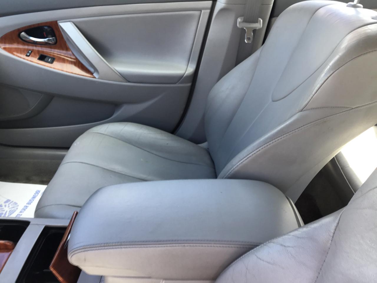 Toyota Camry 4dr Sdn XLE Auto 2011