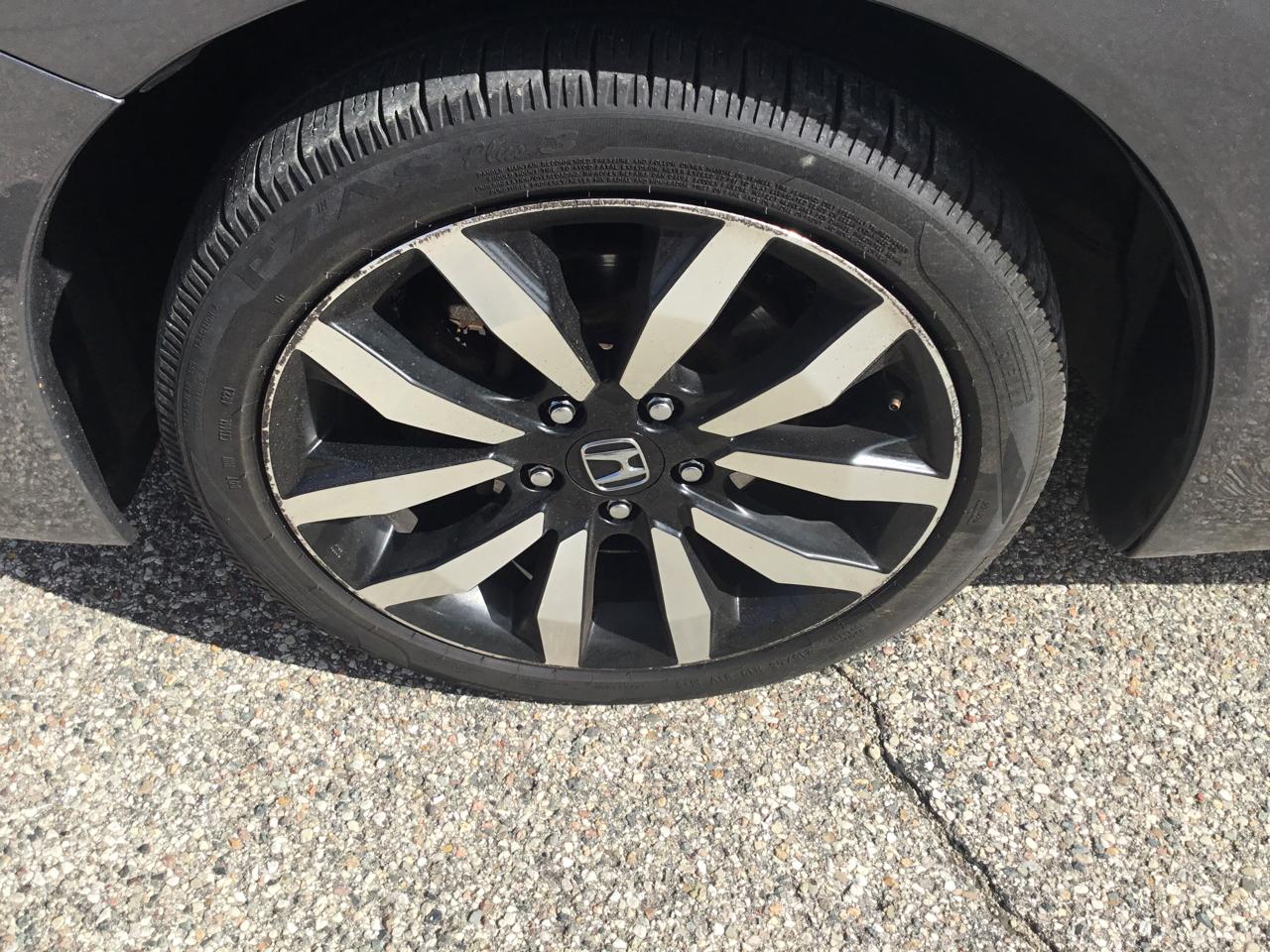 Honda Civic Sedan 4dr CVT EX-L 2015