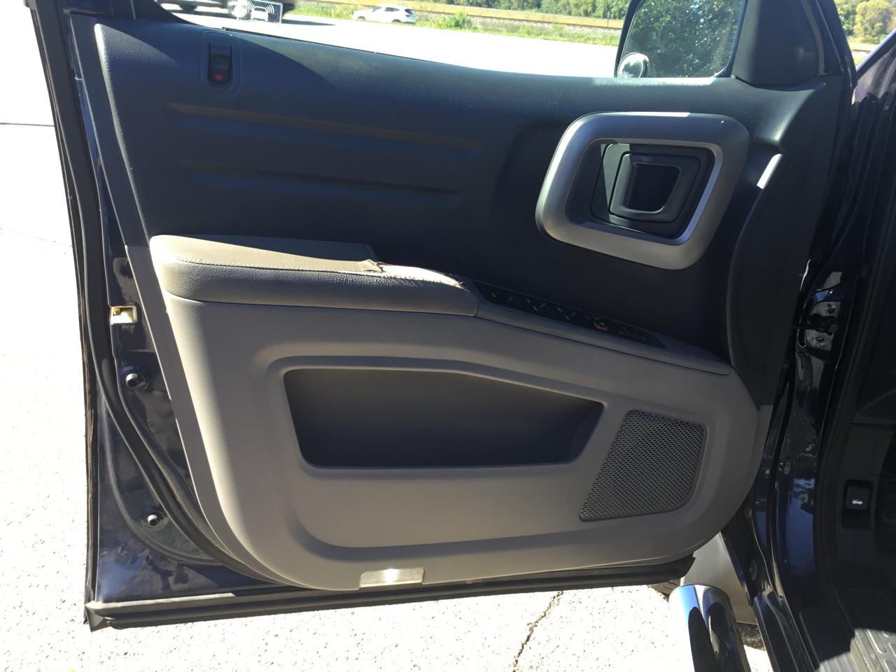Honda Ridgeline 4WD Crew Cab RTL 2011