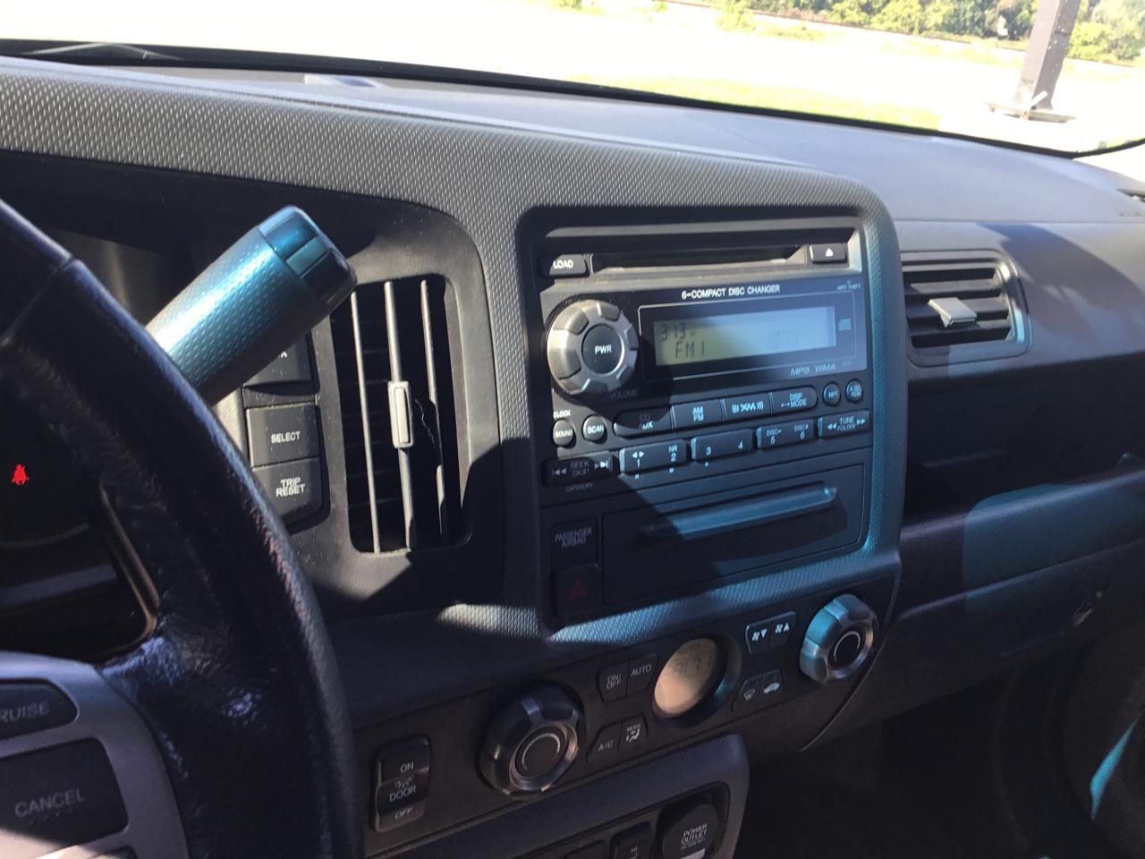Honda Ridgeline 4WD Crew Cab RTL 2011