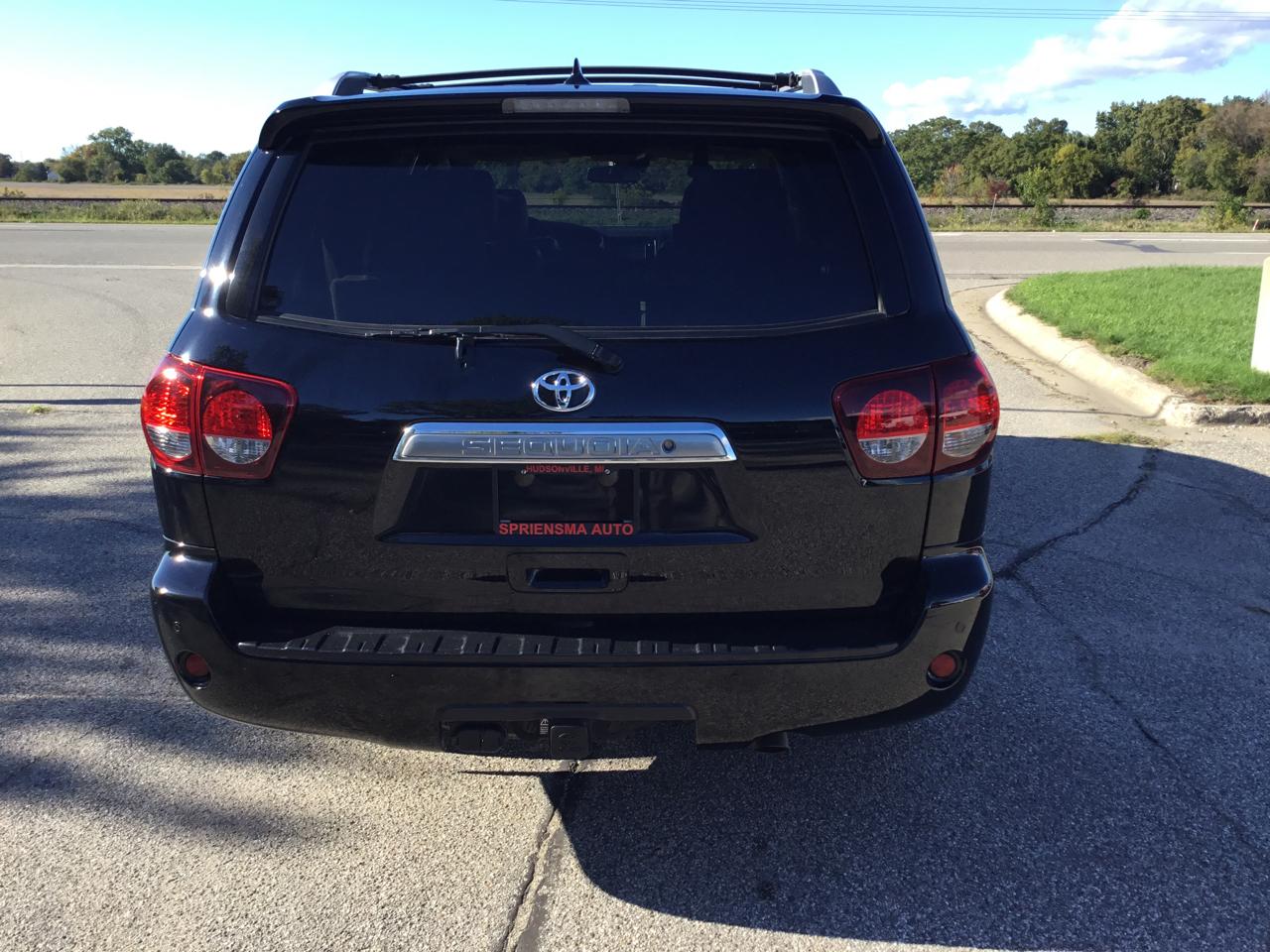 Toyota Sequoia Limited 4WD (Natl) 2018