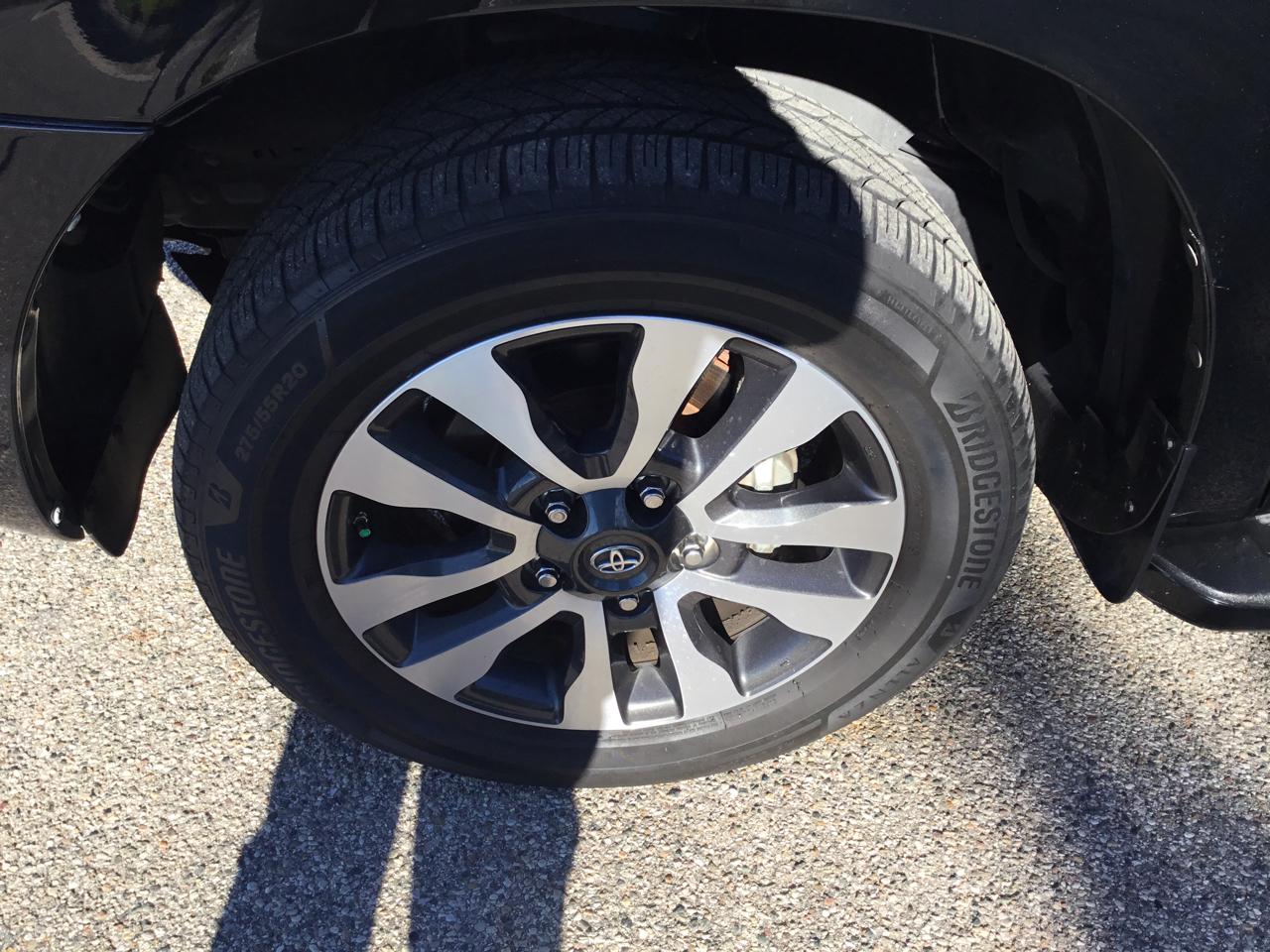 Toyota Sequoia Limited 4WD (Natl) 2018