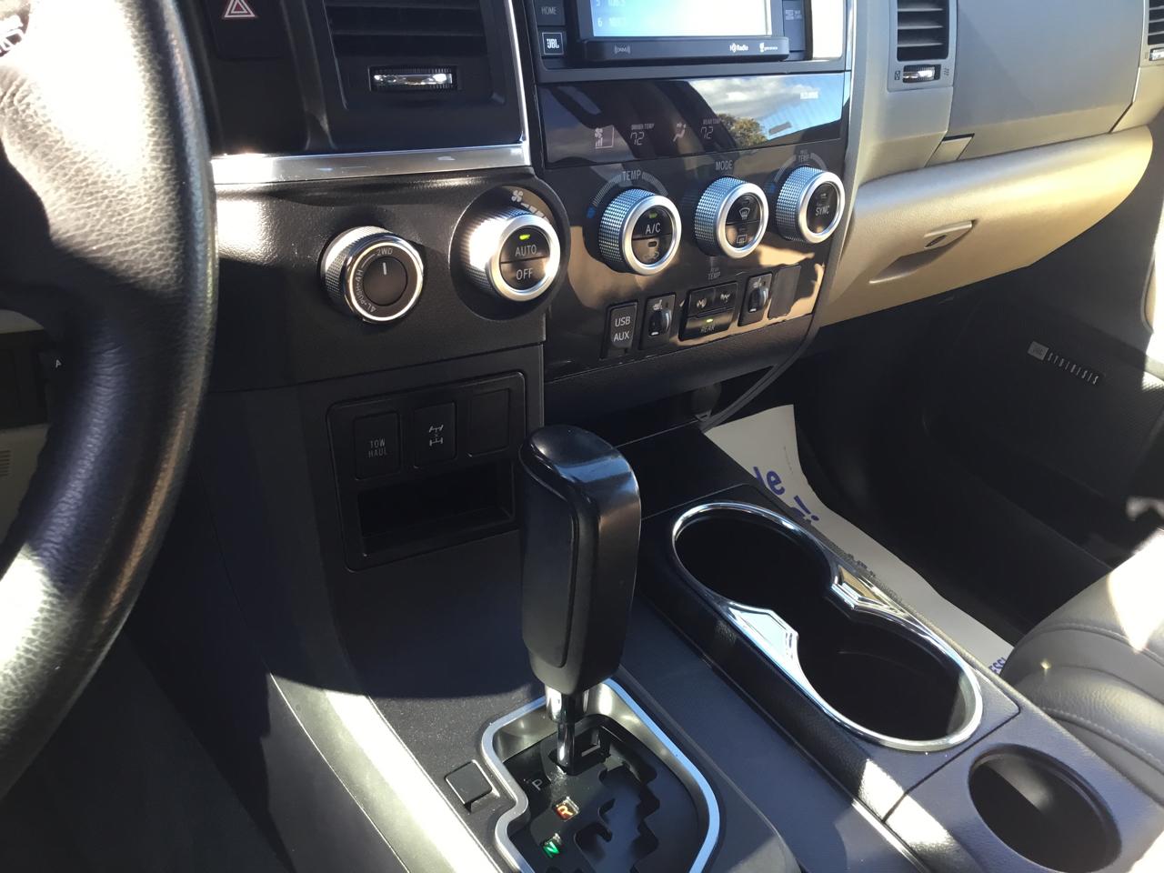 Toyota Sequoia Limited 4WD (Natl) 2018