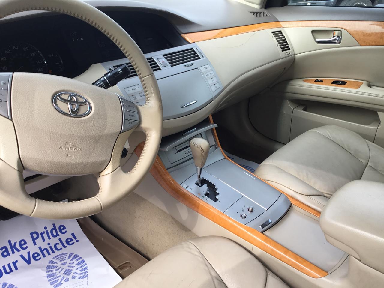 Toyota Avalon 4dr Sdn Touring (Natl) 2007